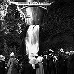 BucketList + Visit Multnomah Falls = ✓