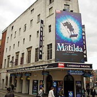 BucketList + Watch The "Matilda" Musical In London