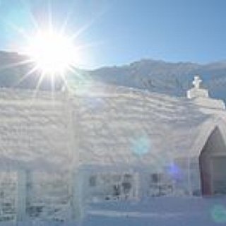 BucketList + Stay At The Ice Hotel Sweden