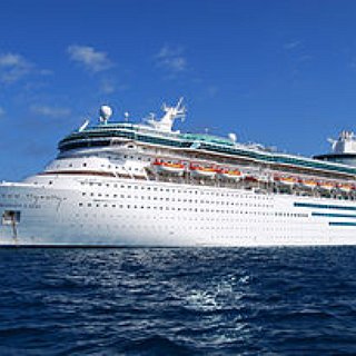 BucketList + Go On Cruise With Your Five Best Friends