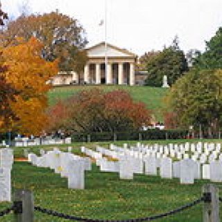 BucketList + Visit Arlington National Cemetery 