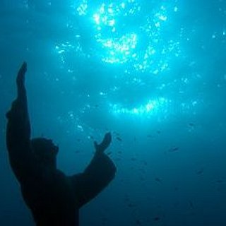 BucketList + Visit Christ Of The Abyss
