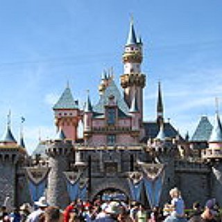 BucketList + Go To Disneyland In America With My Family
