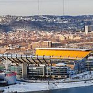 BucketList + Attend A Pittsburg Steelers Home Game