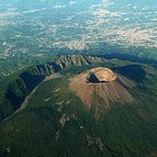 BucketList + Hike Mount Vesuvius