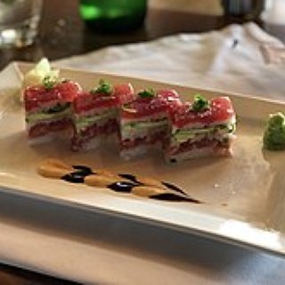 BucketList + Try Sushi Food