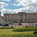 BucketList + Visit Buckingham Palace. = ✓