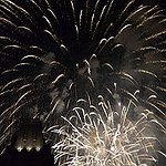 BucketList + Watch Fireworks With Friends = ✓