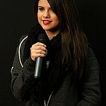 BucketList + Meet Selena Gomez. = ✓