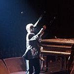 BucketList + See Elton John In Concert = ✓