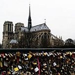 BucketList + Attach A Lock In Paris ... = ✓