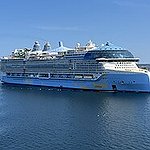 BucketList + Go On A Cruise In ... = ✓
