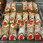 BucketList + Try A Cannoli In Italy = ✓