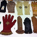 BucketList + Invent Gloves That Stick To ... = ✓