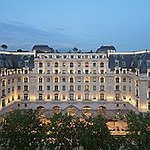 BucketList + Stay In A Famous Hotel = ✓