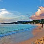 BucketList + Visit The Pink Sand Beach ... = ✓