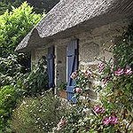 BucketList + Live In An English-Style Cottage ... = ✓