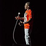 BucketList + See A Famous Comedian Live = ✓
