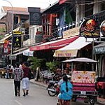 BucketList + Eat Scorpio In Walking Street ... = ✓