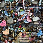 BucketList + Add To The Love Lock ... = ✓