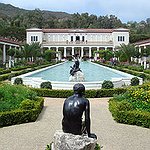 BucketList + Stay In A Villa In ... = ✓