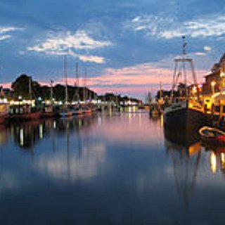BucketList + Before I Die, I Want To Take A Boat Ride In Venezia - Canal