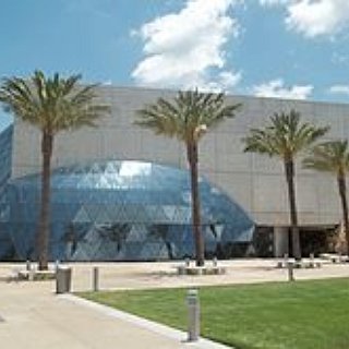 BucketList + I Want To Go To The Salvador Dali Museum.