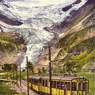 BucketList + Travel The Bernina Railway
