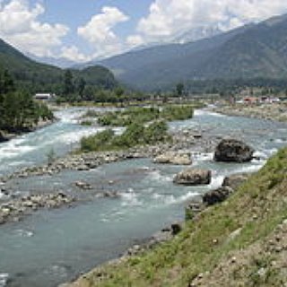 BucketList + Before I Turn 24, I Want To Go On A Trip (Maybe Roadtrip) In Jammu And Kashmir