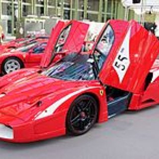 BucketList + Tener Un Ferrari Enzo