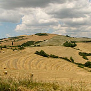 BucketList + Travel To Tuscany, Italy