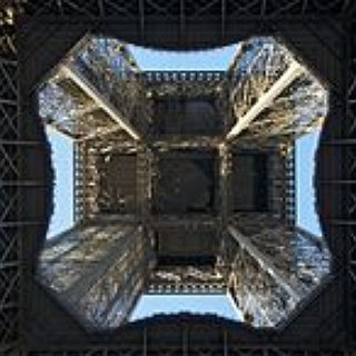 BucketList + Kiss Under The Eiffel Tower
