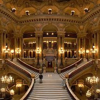 BucketList + Go To The Garnier Opera House In Paris.