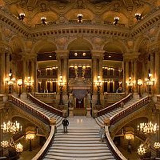 BucketList + Go To The Garnier Opera House In Paris.
