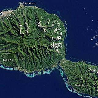 BucketList + Visit Tahiti! Stay In A Hut On The Water!