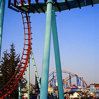 BucketList + Go To Six Flags Magic Mountain