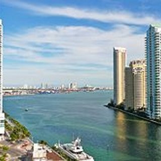 BucketList + Travel To Miami