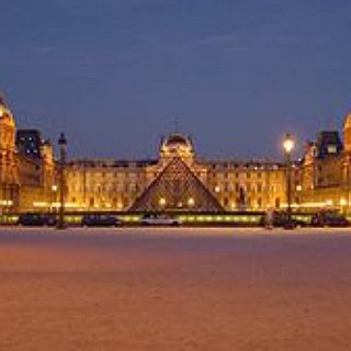 BucketList + Visit The Lourve, Paris