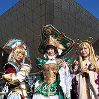 BucketList + Win Best In Show In A Cosplay Contest.