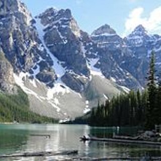 BucketList + Visit Moraine Lakes
