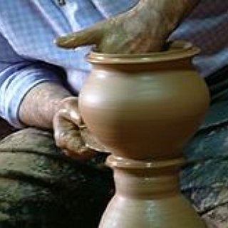 BucketList + I Want To Make Pottery On A Pottery Wheel.