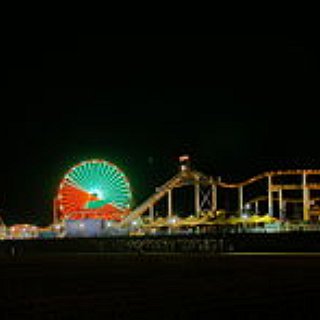 BucketList + Go On A Date At The Santa Monica Pier