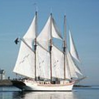 BucketList + Go Sailing Off The Cost Of Maine