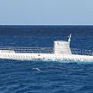 BucketList + Take A Submarine Tour