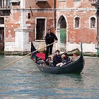 BucketList + Take A Gondola Ride In Venice, Italy