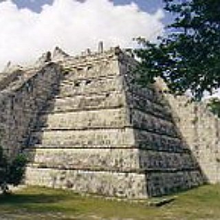 BucketList + See The Mayan And Aztec Pyramids.