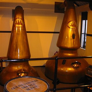 BucketList + Visit A Whisky Distillery In Scotland