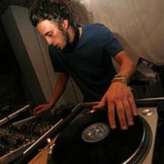 BucketList + Be A Dj