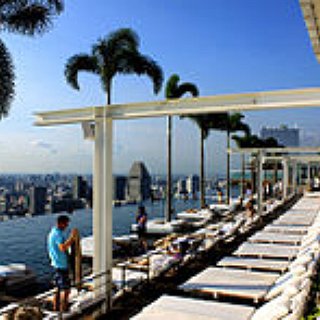 BucketList + Stay At Night At Marina Bay Sands Hotel 