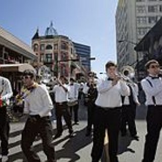 BucketList + Attend A Mardi Gras In New Orleans